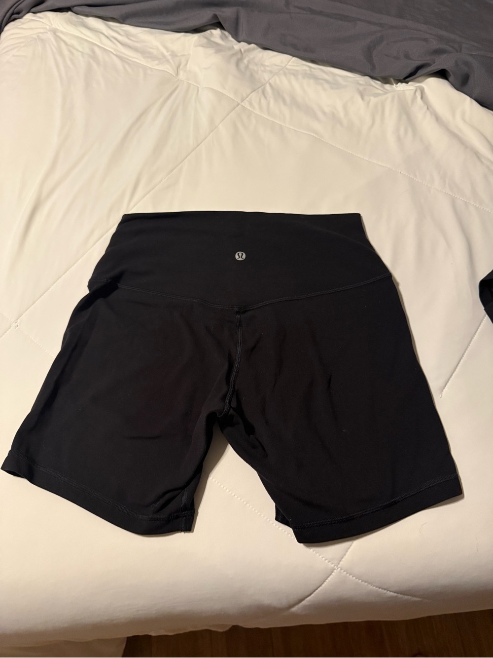lululemon athletica Women's High-Rise Black Align 6in Shorts
